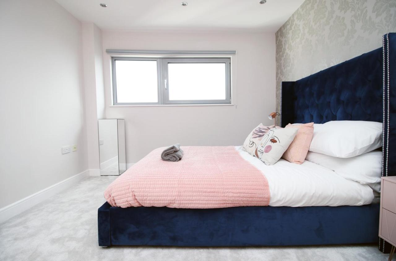 The View - Long Stay Offer - Modern Central Apartment And Parking By Cto Serviced Apartments Cardiff Exteriér fotografie
